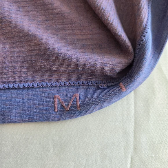 Lululemon Men's Metal Vent Tech Shirt Size medium - Picture 4 of 11